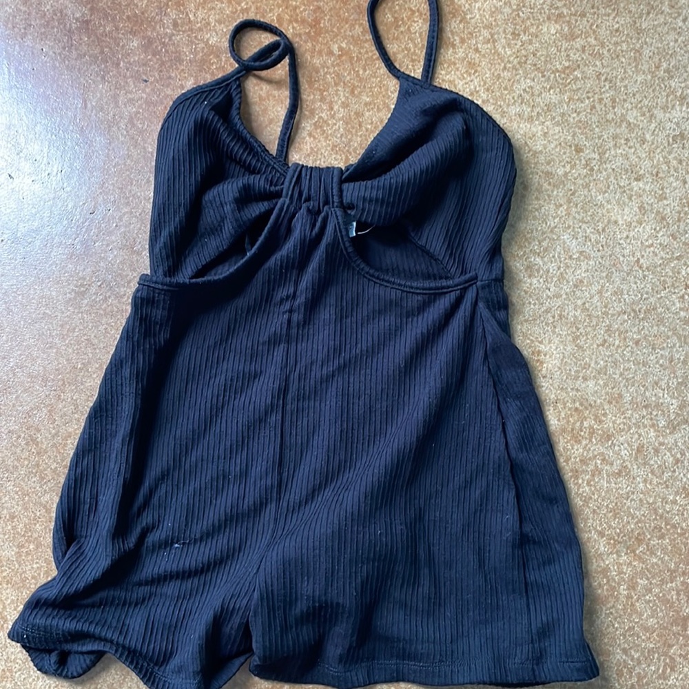 Romper black brand new but without tags